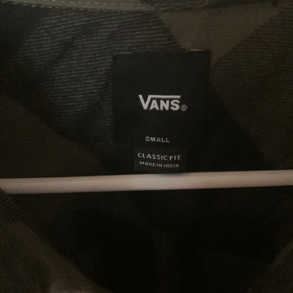 Van’s L/S Shirt - Picture 2 of 2